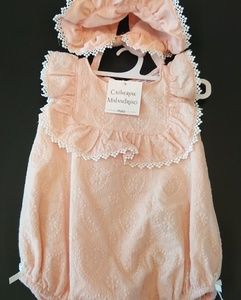 Baby Girl Romper with hat 6-9M. Brand New.